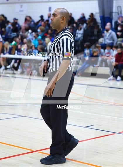 Thumbnail 1 in Venice @ Viewpoint (CIF D3 Southern Regional Final) photogallery.