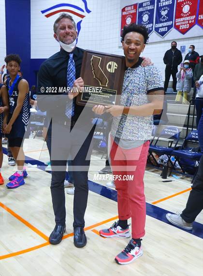 Thumbnail 1 in Venice @ Viewpoint (CIF D3 Southern Regional Final) photogallery.
