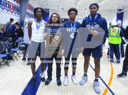 Thumbnail 1 in Venice @ Viewpoint (CIF D3 Southern Regional Final) photogallery.