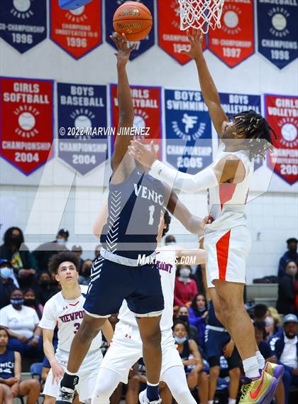 Thumbnail 1 in Venice @ Viewpoint (CIF D3 Southern Regional Final) photogallery.