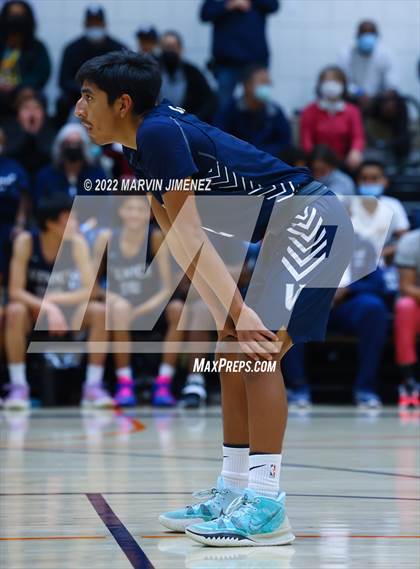 Thumbnail 2 in Venice @ Viewpoint (CIF D3 Southern Regional Final) photogallery.