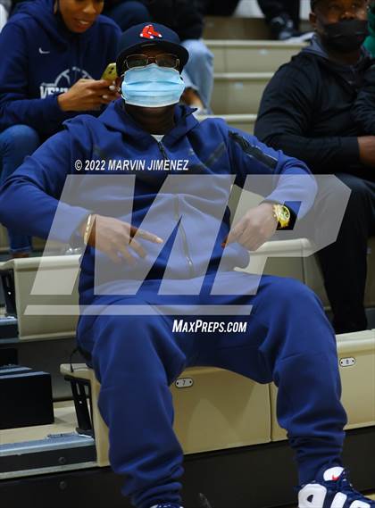 Thumbnail 2 in Venice @ Viewpoint (CIF D3 Southern Regional Final) photogallery.