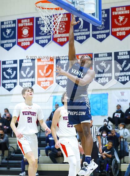 Thumbnail 1 in Venice @ Viewpoint (CIF D3 Southern Regional Final) photogallery.