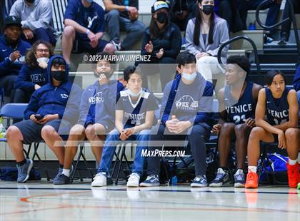 Thumbnail 3 in Venice @ Viewpoint (CIF D3 Southern Regional Final) photogallery.