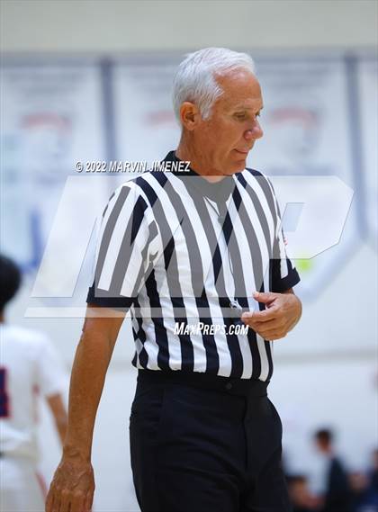Thumbnail 1 in Venice @ Viewpoint (CIF D3 Southern Regional Final) photogallery.