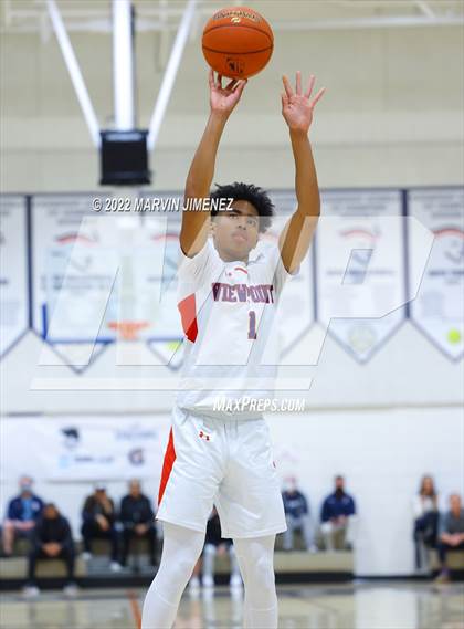 Thumbnail 2 in Venice @ Viewpoint (CIF D3 Southern Regional Final) photogallery.