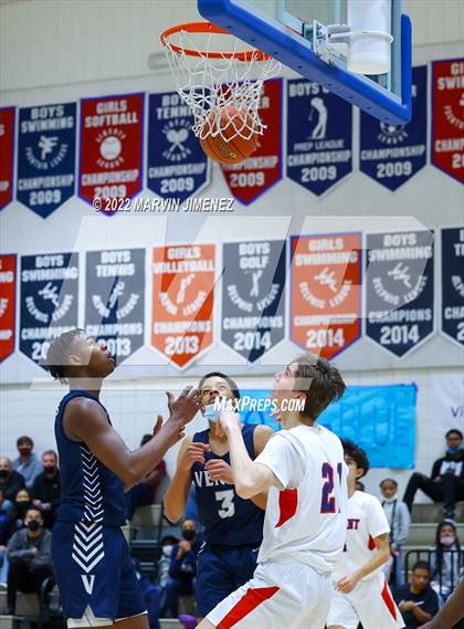 Thumbnail 3 in Venice @ Viewpoint (CIF D3 Southern Regional Final) photogallery.