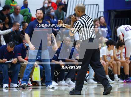 Thumbnail 3 in Venice @ Viewpoint (CIF D3 Southern Regional Final) photogallery.