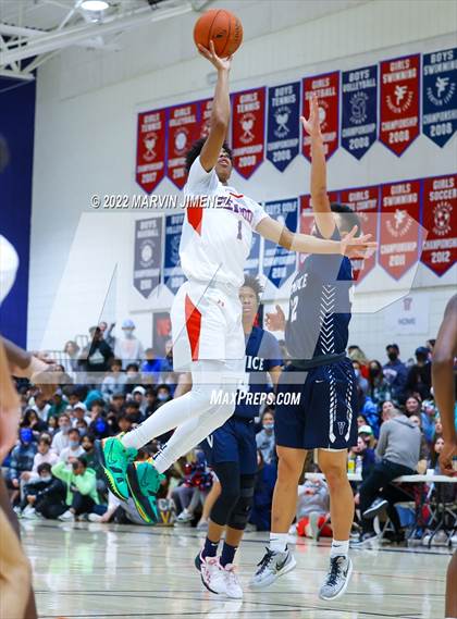 Thumbnail 1 in Venice @ Viewpoint (CIF D3 Southern Regional Final) photogallery.