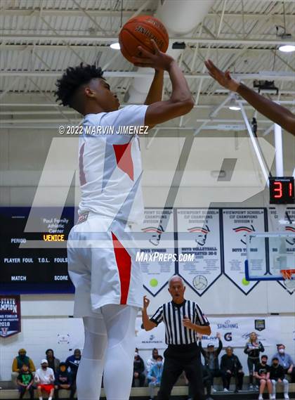 Thumbnail 1 in Venice @ Viewpoint (CIF D3 Southern Regional Final) photogallery.