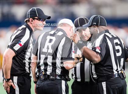 Thumbnail 3 in Highland Park vs. Ryan (UIL 5A DI Semifinal) photogallery.
