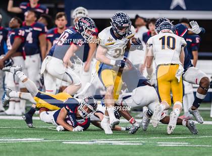 Thumbnail 2 in Highland Park vs. Ryan (UIL 5A DI Semifinal) photogallery.