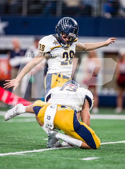 Thumbnail 2 in Highland Park vs. Ryan (UIL 5A DI Semifinal) photogallery.