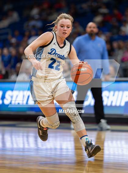 Thumbnail 1 in Decatur vs. La Vega (UIL 4A Basketball Division I Final) photogallery.