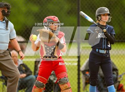 Thumbnail 3 in Bishop Grimes vs Fabius Pompey photogallery.