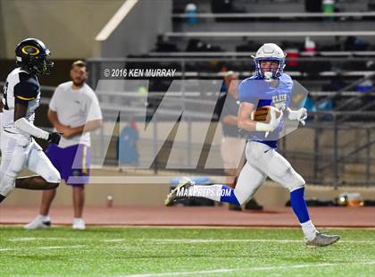 Thumbnail 3 in Klein Oak @ Klein photogallery.