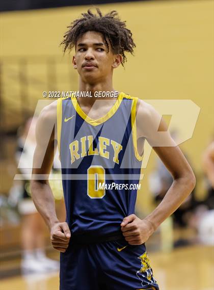 Thumbnail 3 in South Bend Riley @ Penn photogallery.