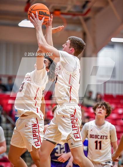 Thumbnail 3 in Elkins @ Flippin photogallery.