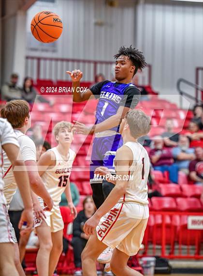 Thumbnail 2 in Elkins @ Flippin photogallery.