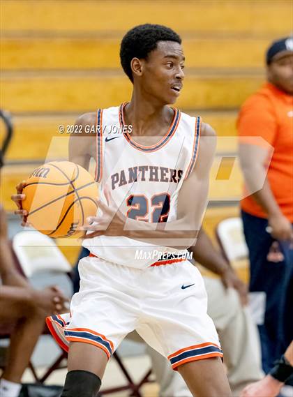 Thumbnail 3 in El Camino vs. Fortune Early College (NorCal Tip-Off) photogallery.