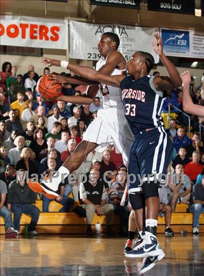 Thumbnail 3 in Winter Park vs. Riverside (City of Palms Classic) photogallery.