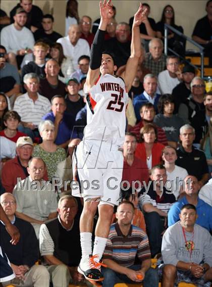 Thumbnail 1 in Winter Park vs. Riverside (City of Palms Classic) photogallery.