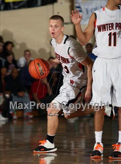 Thumbnail 3 in Winter Park vs. Riverside (City of Palms Classic) photogallery.
