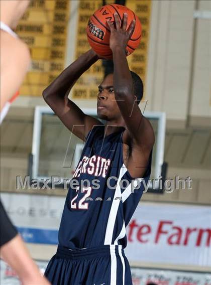 Thumbnail 2 in Winter Park vs. Riverside (City of Palms Classic) photogallery.