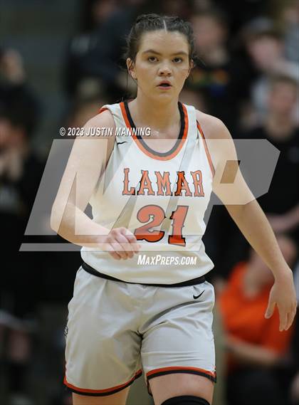 Thumbnail 2 in Lamar vs. Bergman (AAA 3A Semifinal) photogallery.