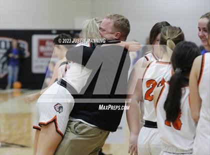 Thumbnail 1 in Lamar vs. Bergman (AAA 3A Semifinal) photogallery.