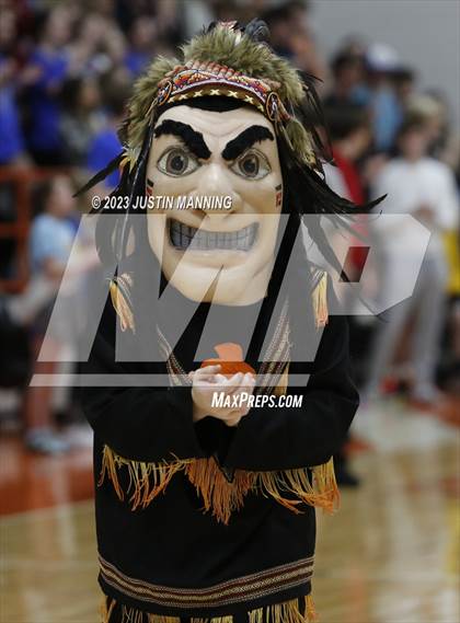 Thumbnail 2 in Lamar vs. Bergman (AAA 3A Semifinal) photogallery.