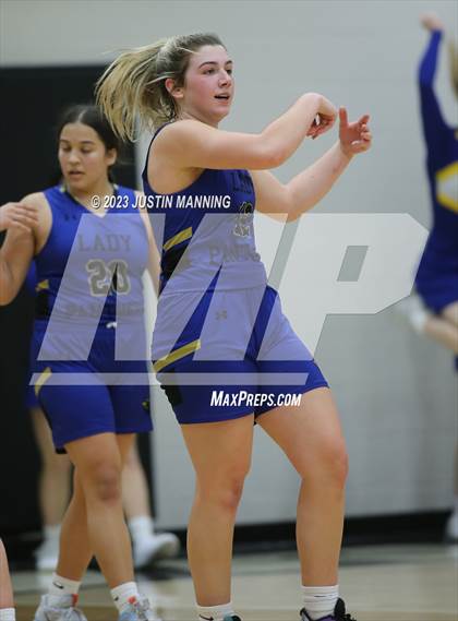 Thumbnail 3 in Lamar vs. Bergman (AAA 3A Semifinal) photogallery.