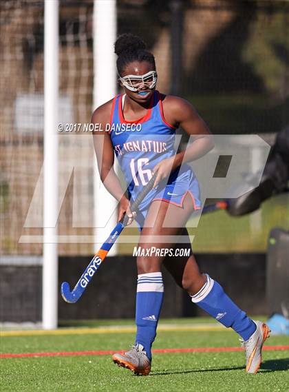 Thumbnail 3 in University vs St. Ignatius photogallery.