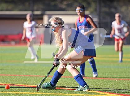Thumbnail 3 in University vs St. Ignatius photogallery.