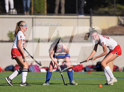 Thumbnail 2 in University vs St. Ignatius photogallery.