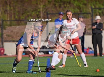 Thumbnail 1 in University vs St. Ignatius photogallery.