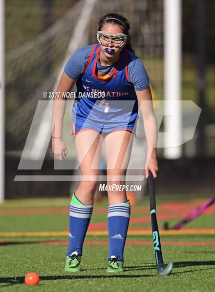 Thumbnail 2 in University vs St. Ignatius photogallery.