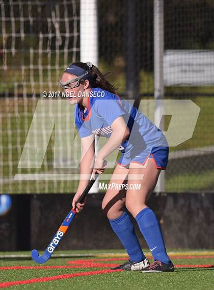 Thumbnail 2 in University vs St. Ignatius photogallery.