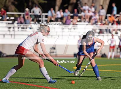 Thumbnail 2 in University vs St. Ignatius photogallery.