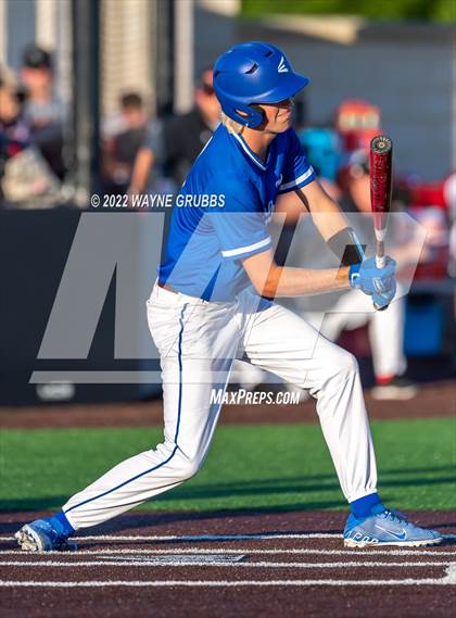 Thumbnail 3 in Spring Hill vs. Melissa (UIL 4A Region II Semifinal Game 2) photogallery.