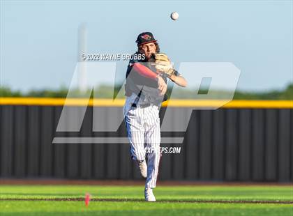 Thumbnail 1 in Spring Hill vs. Melissa (UIL 4A Region II Semifinal Game 2) photogallery.