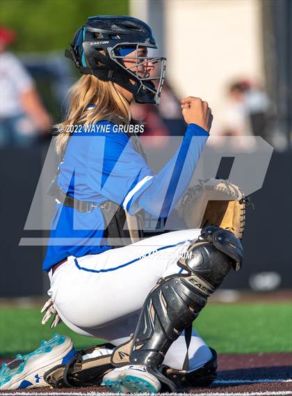 Thumbnail 3 in Spring Hill vs. Melissa (UIL 4A Region II Semifinal Game 2) photogallery.
