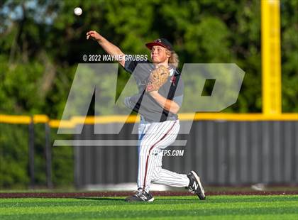 Thumbnail 2 in Spring Hill vs. Melissa (UIL 4A Region II Semifinal Game 2) photogallery.