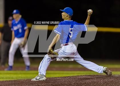 Thumbnail 3 in Spring Hill vs. Melissa (UIL 4A Region II Semifinal Game 2) photogallery.