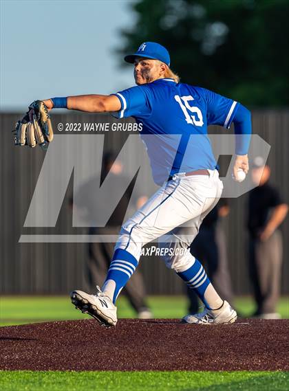 Thumbnail 2 in Spring Hill vs. Melissa (UIL 4A Region II Semifinal Game 2) photogallery.