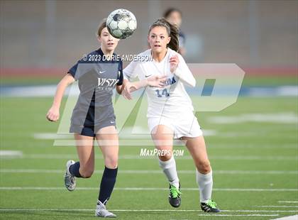 Thumbnail 3 in Folsom @ Vista del Lago photogallery.