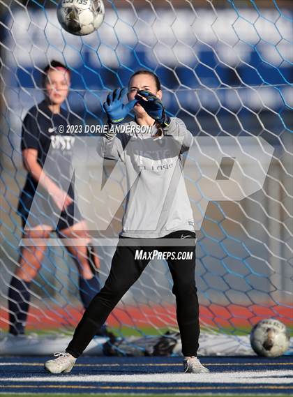 Thumbnail 1 in Folsom @ Vista del Lago photogallery.