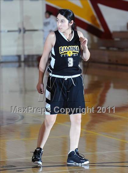 Thumbnail 1 in Hart vs. Ramona Convent (La Canada Tournament) photogallery.