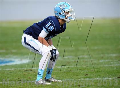 Thumbnail 1 in Corona del Mar vs. Sacred Heart Prep (CIF State D3 Final) photogallery.