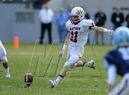 Thumbnail 2 in Corona del Mar vs. Sacred Heart Prep (CIF State D3 Final) photogallery.